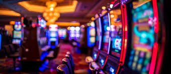 Pengguna menikmati permainan live casino online dengan dealer asli melalui perangkat mobile yang responsif